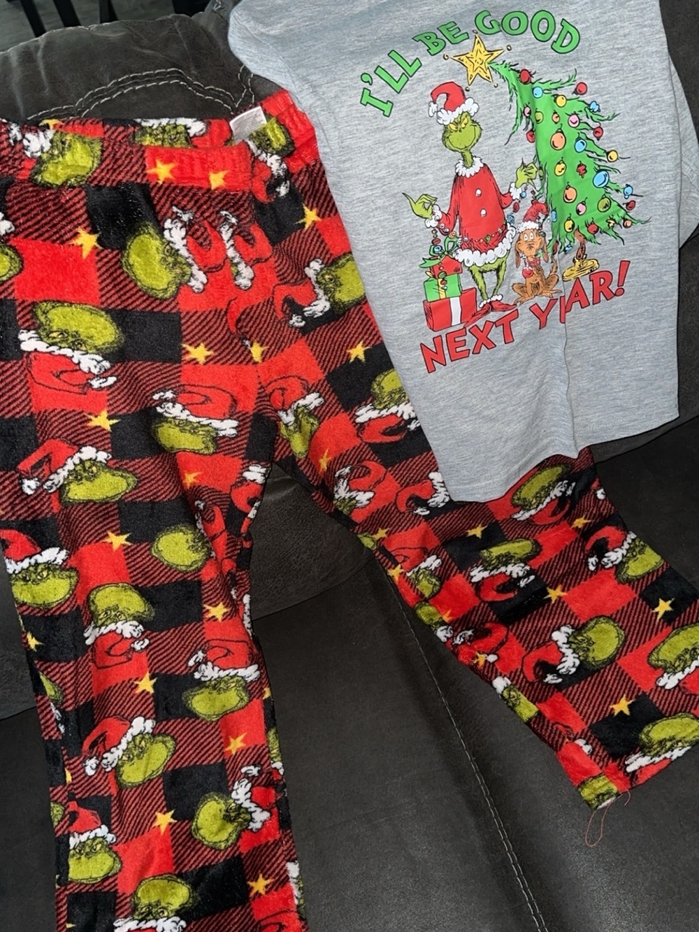 Kids' Grinch Holiday Pajama Set - Red, Black & Green